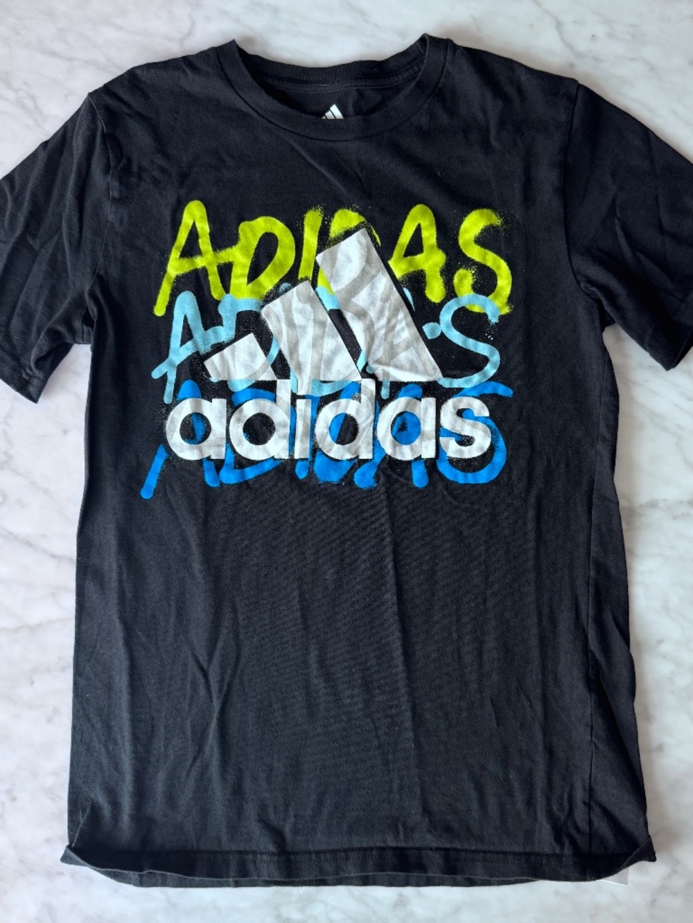 Big Boys Adidas Short Sleeve Shirt - Size L